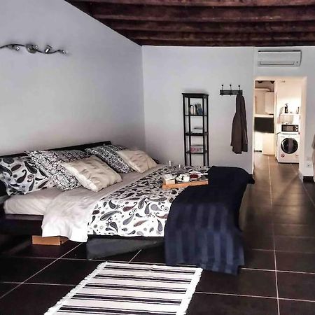 Intero Appartamento Su Via Tortona-Darsena-Navigli Милан Экстерьер фото