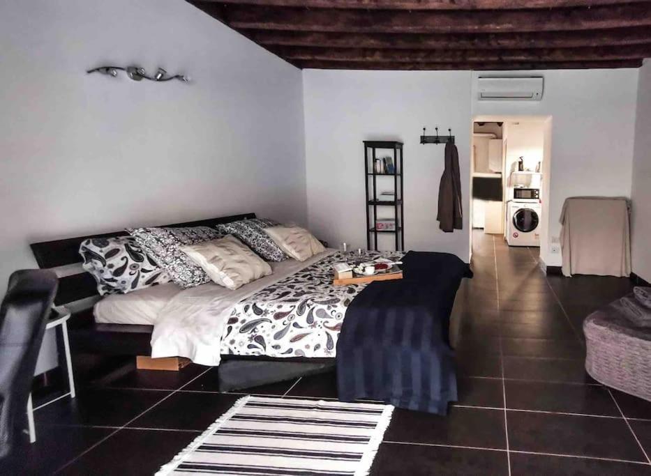 Intero Appartamento Su Via Tortona-Darsena-Navigli Милан Экстерьер фото